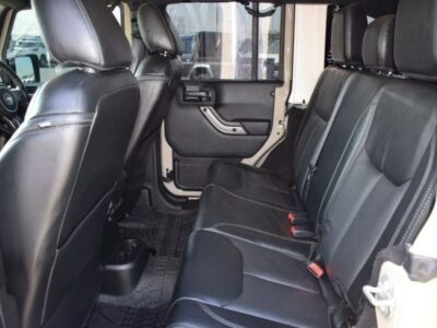 2018 Jeep Wrangler 3.6 litre 6 Cylinder Engine Petrol Beige Black