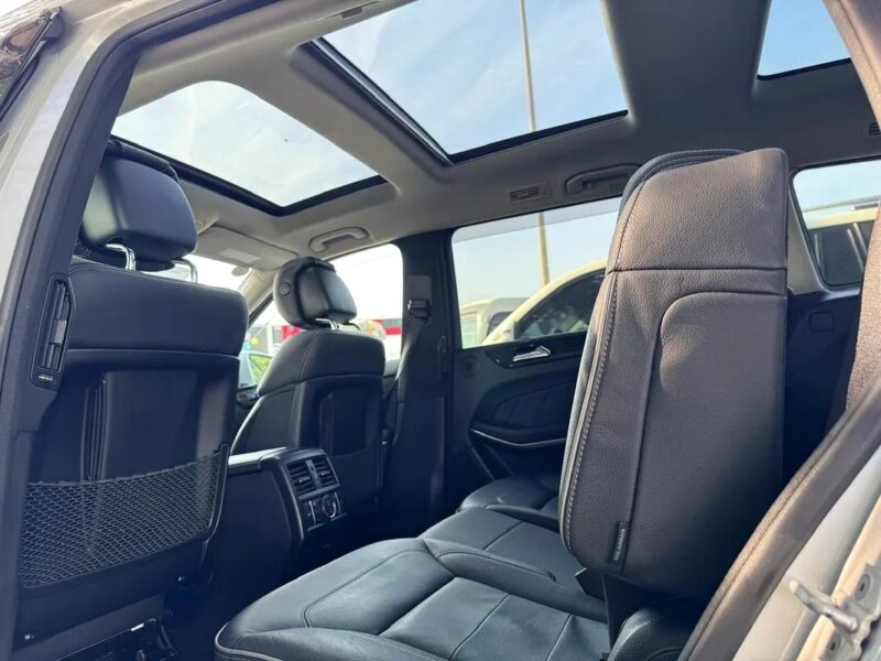 2014 Mercedes-Benz GL-Class GL 550 8 Cylinder CLEAN CAR Silver Black