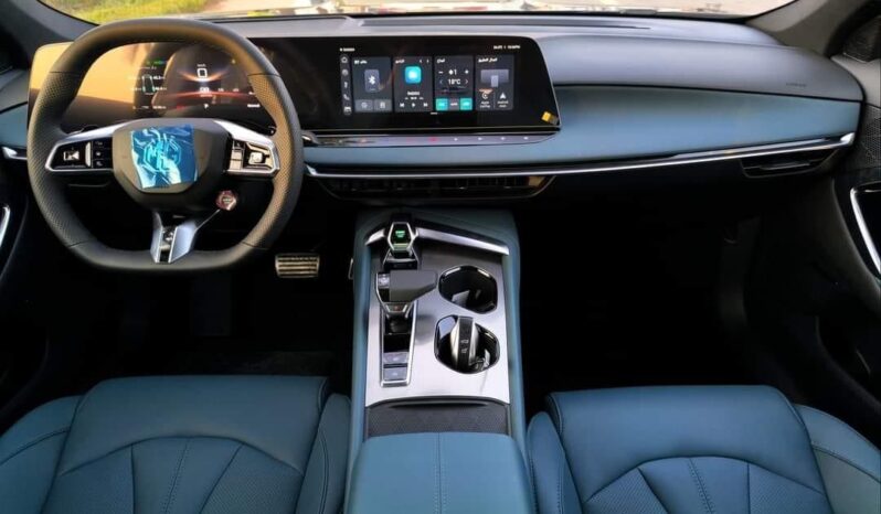 2024 MG MG7 1.5-liter turbocharged 4-cylinder Engine Black Green