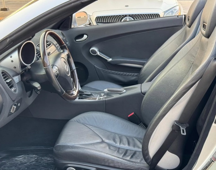 2005 MERCEDES BENZ SLK 350 V6 AUCTION GRADE 4/B Silver Black