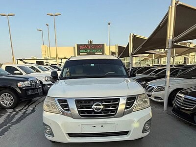2013 Nissan Patrol SE 4.0 litre 6 Cylinder Engine SUV White Beige