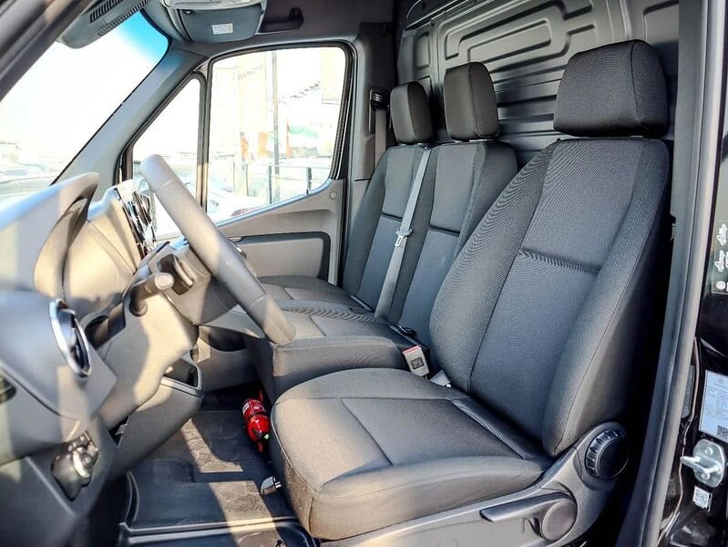 2025 Mercedes-Benz Sprinter 519 CDI 2.0L Diesel Cargo Van Black