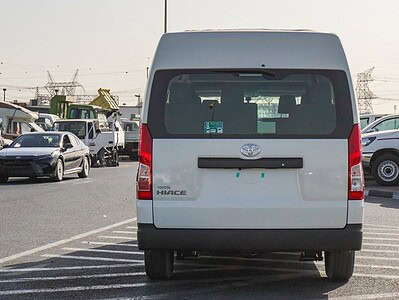 2025 Toyota HiAce 3.5L MT Petrol 6 Cylinder Engine GCC Specs White Beige
