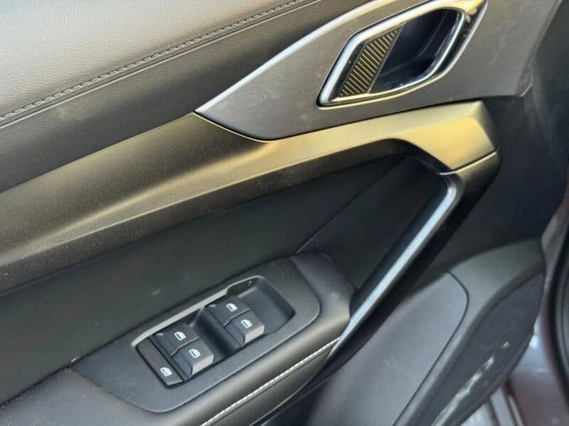 MG One STD 1.5L Petrol FWD 2024 GCC Specs Grey Black