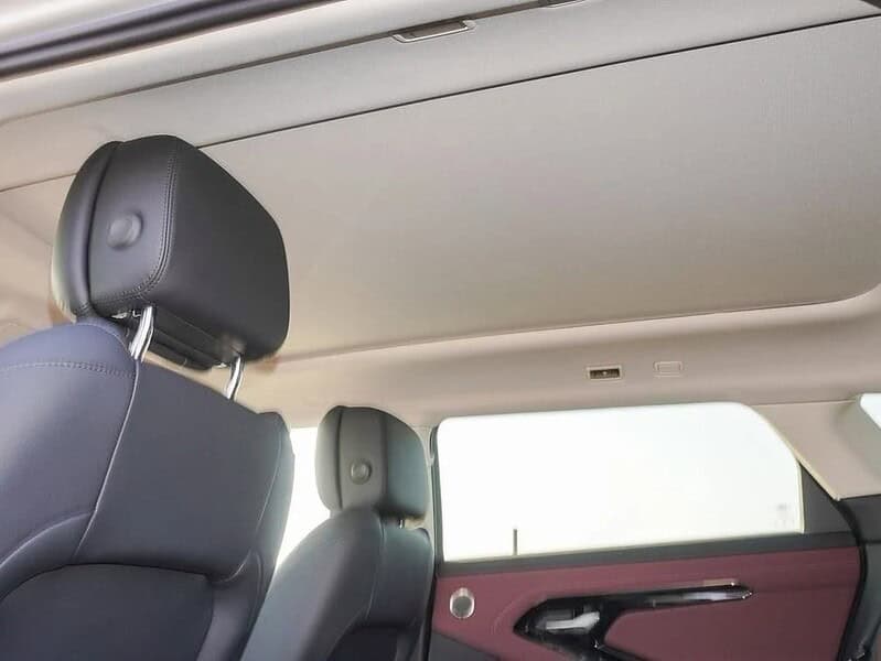 2024 Land Rover Range Rover Evoque P250 DYNAMIC SE Silver Maroon