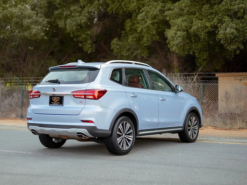 2022 MG RX5 Luxury 1.5 litre 4 Cylinder Engine GCC Specs Silver Brown