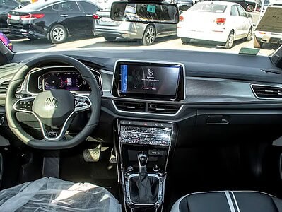 2025 Volkswagen T-Roc R-Line 4 Cylinder Engine Petrol White Black