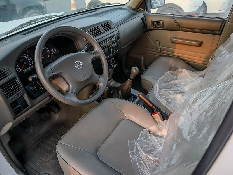 2020 Nissan Patrol Pickup Nissan Patrol 4.8L 6 Cylinder Engine White Grey