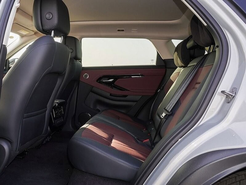 2024 Land Rover Range Rover Evoque P250 DYNAMIC SE Silver Maroon