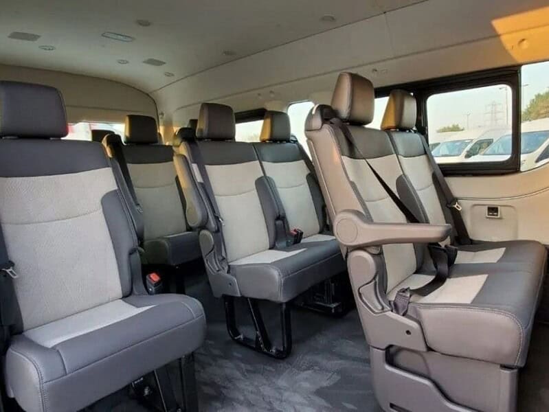 Toyota Hiace Commuter GL 2.8 litre MT Diesel 2026 White Grey