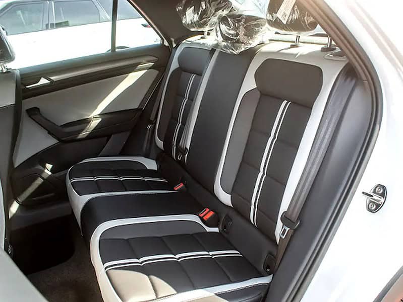 2025 Volkswagen T-Roc R-Line 4 Cylinder Engine Petrol White Black