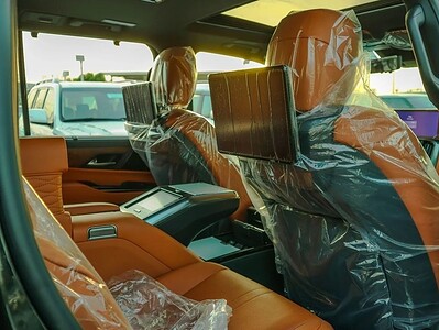 Lexus LX 700h 2025 3.5 litre 6 Cylinder Engine Full Option Black Orange