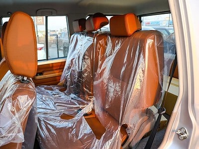 2025 Toyota Land Cruiser 70 DLX 4.0L -Door Hardtop Full Option Silver Tan