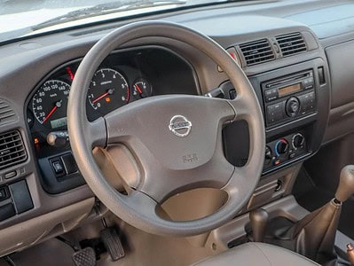 2020 Nissan Patrol Pickup Nissan Patrol 4.8L 6 Cylinder Engine White Grey