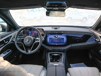 2025 Mercedes-Benz E200 2.0L Inline-4 Turbocharged Gasoline Black Beige