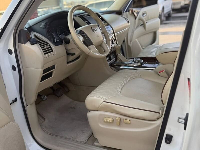 2013 Nissan Patrol SE 4.0 litre 6 Cylinder Engine SUV White Beige