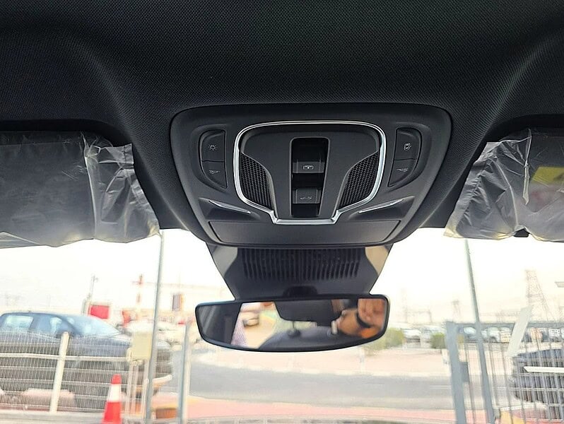 MG One MG One 1.5 LUX SUV FWD 5Doors Black Color 2024