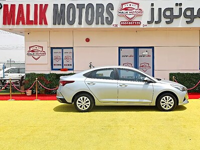 2021 Hyundai Accent GL 4 Cylinder Engine GCC Specs Silver Beige