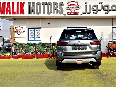 2022 Nissan Xterra SE 4 Cylinder Engine SUV GCC Specs Grey Beige