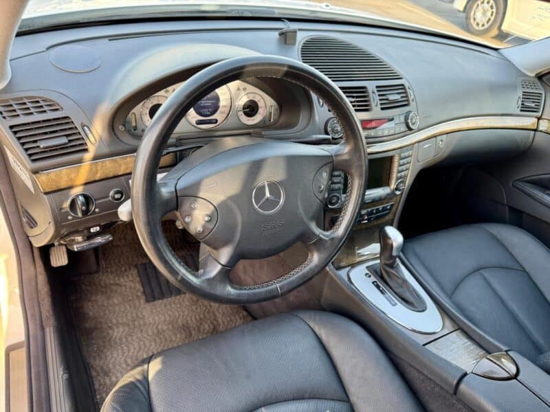 2004 Mercedes-Benz E 320 3.2-liter V6 Engine White Black