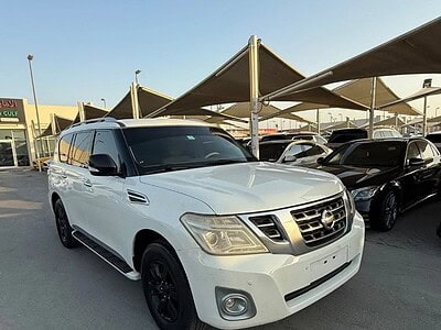 2013 Nissan Patrol SE 4.0 litre 6 Cylinder Engine SUV White Beige