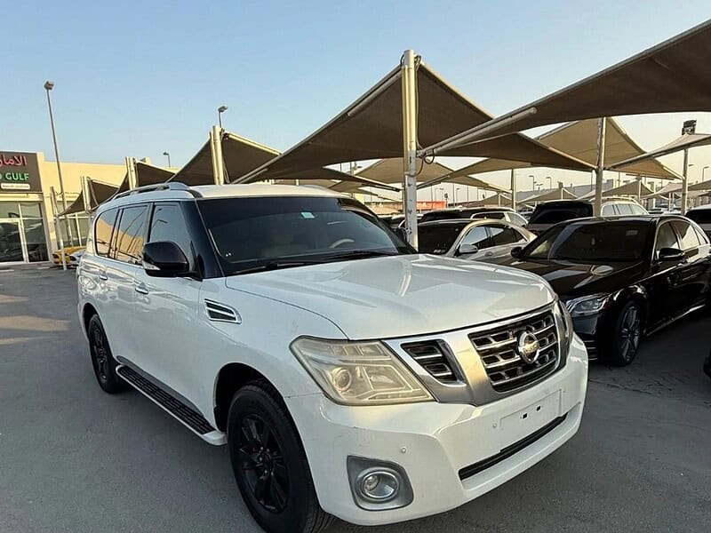 2013 Nissan Patrol SE 4.0 litre 6 Cylinder Engine SUV White Beige