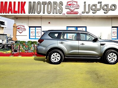 2022 Nissan Xterra SE 4 Cylinder Engine SUV GCC Specs Grey Beige