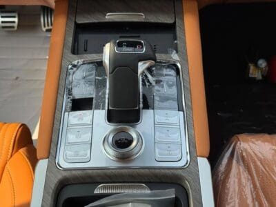 Tank 500 3.0L Petrol V6 4WD 2026 GCC Specs Black Tan