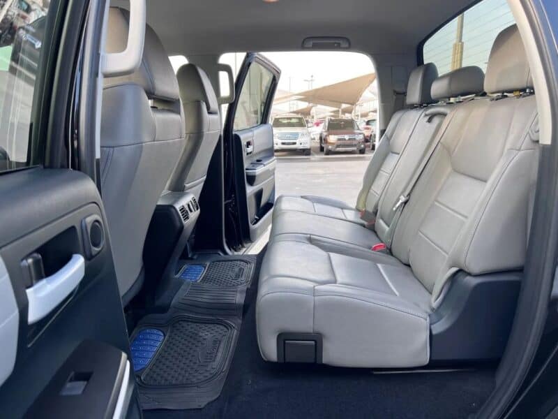 2017 Toyota Tundra Crewmax Limited 5.7 litre 8 Cylinder Engine Black Grey