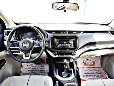 2022 Nissan Xterra SE 4 Cylinder Engine SUV GCC Specs Grey Beige