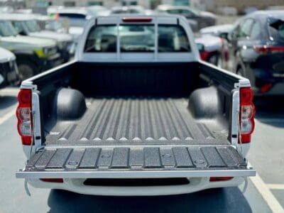 Great Wall Wingle Wingle 5 4X2 2025 GCC Specs White Black