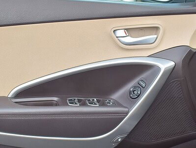 2016 Hyundai Santa Fe 4WD SUV Petrol GCC Specs White Beige