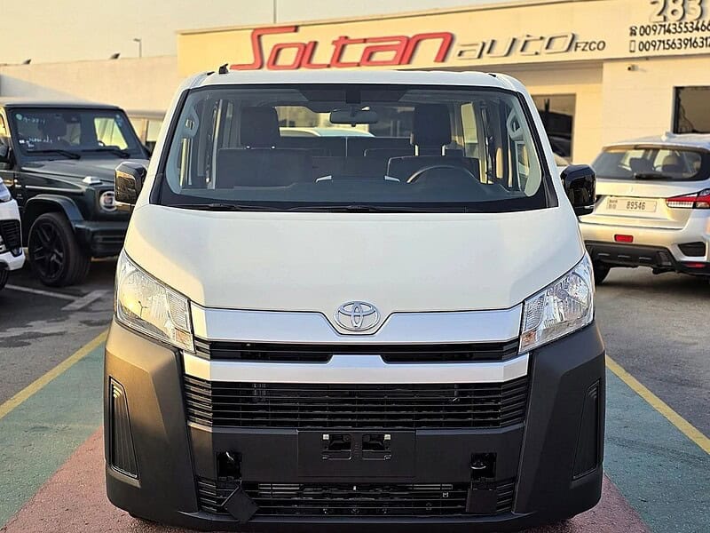 2025 Toyota Hiace Std Roof Newshape 2.8l Diesel MT White Grey
