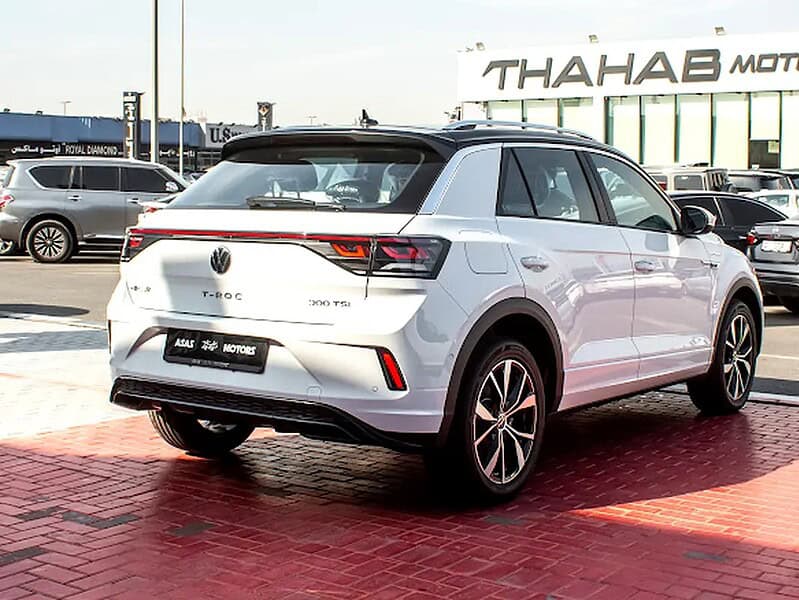 2025 Volkswagen T-Roc R-Line 4 Cylinder Engine Petrol White Black