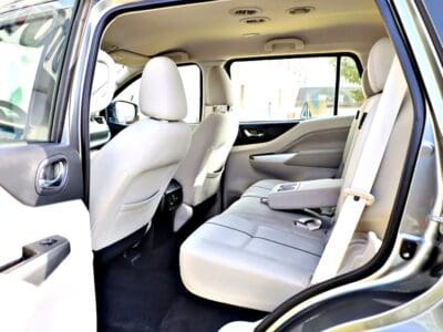 2022 Nissan Xterra SE 4 Cylinder Engine SUV GCC Specs Grey Beige