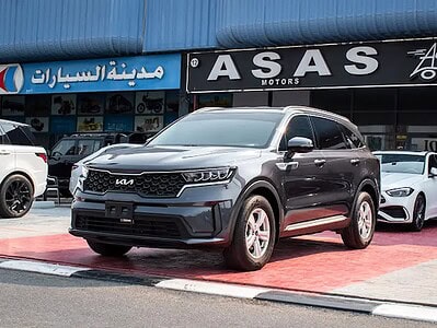 2023 Kia Sorento Base Very Good Condition GCC Specs Grey Beige