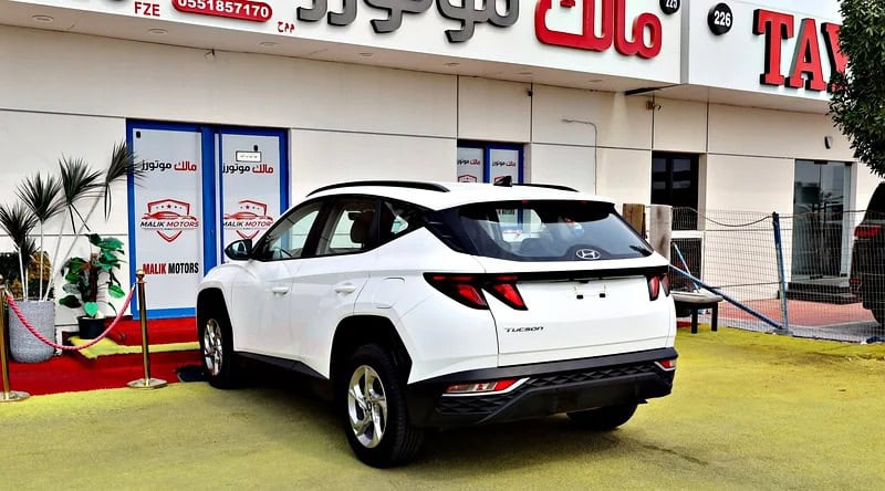 2022 Hyundai Tucson T-GDI Smart 4 Cylinder Engine GCC Specs White Black