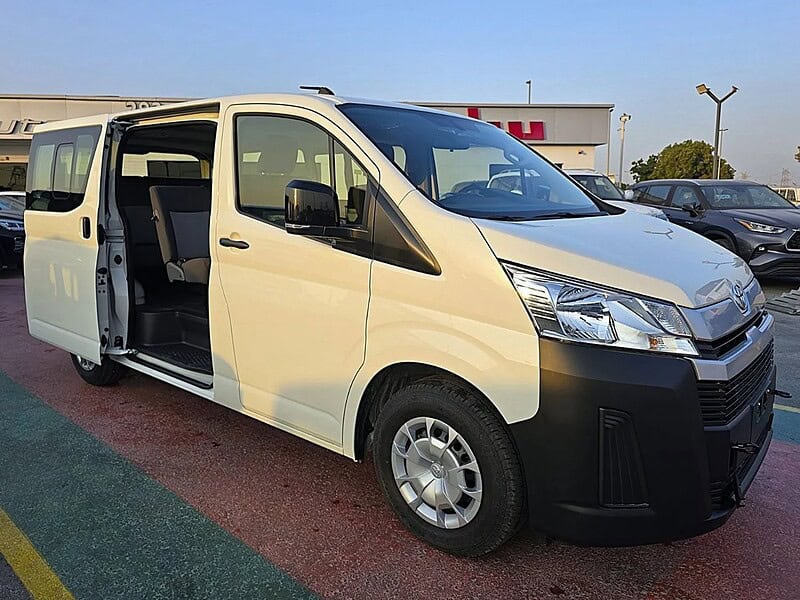 2025 Toyota Hiace Std Roof Newshape 2.8l Diesel MT White Grey