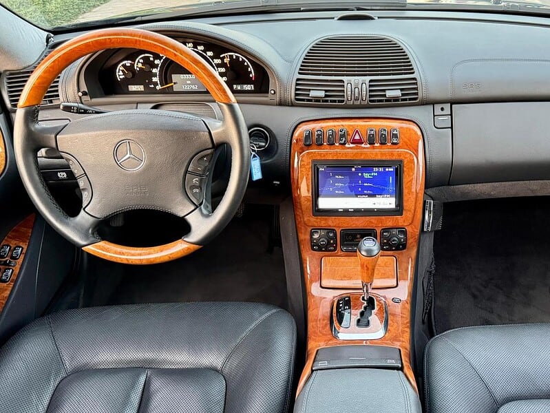 2002 Mercedes-Benz CL 500 5.0 liters V8 Engine Petrol RWD Black