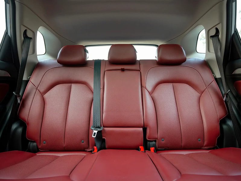 2022 MG RX5 Luxury 1.5 litre 4 Cylinder Engine GCC Specs Silver Brown