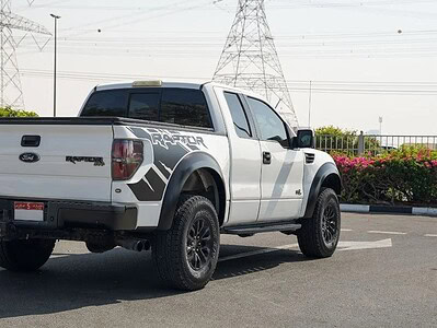 Ford Raptor SVT F-150 6.2L V8 2013 Perfect Condition White Black