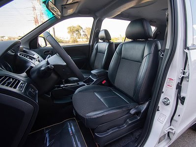 2020 CMC Z7 Standard 4 Cylinder Engine FWD GCC Specs White Black