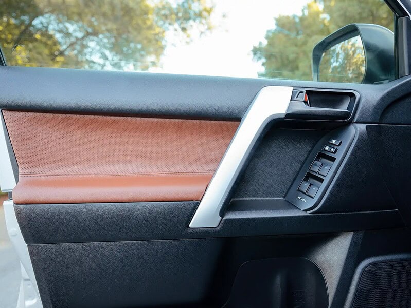 2019 Toyota Prado VXR 4 Cylinder Engine 4WD GCC Specs Silver Brown