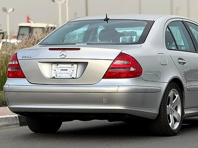 2005 Mercedes-Benz E-Class E 500 8 Cylinder Engine CLEAN CAR Silver Black