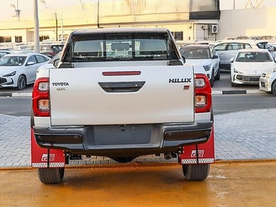2025 Toyota Hilux GR Sport 4.0L Toyota Hilux GR GCC Specs White Black