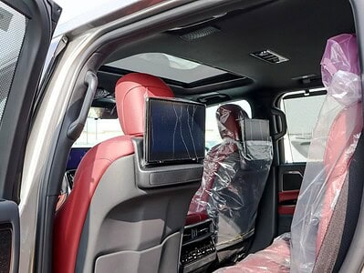 2025 Lexus LX 600 Signature 3.5 litre 6 Cylinder Engine Silver Red