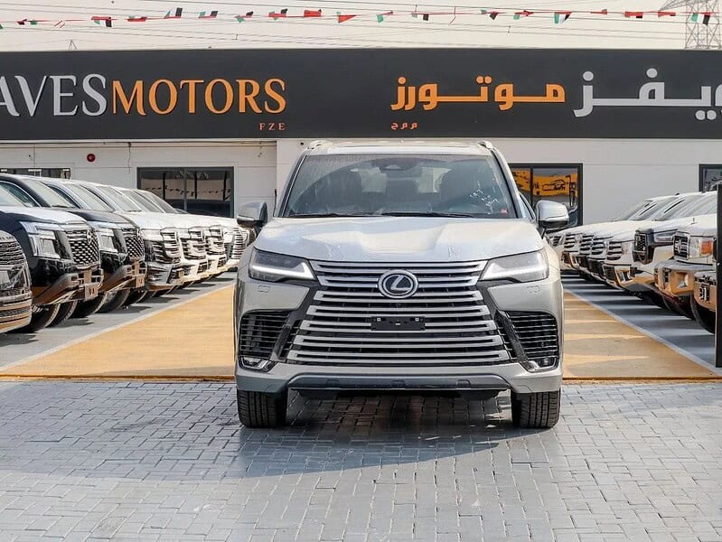 2025 Lexus LX 600 Signature 3.5 litre 6 Cylinder Engine Silver Red