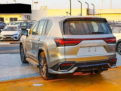 Lexus LX 600 F-Sport 3.5L 2025 Lexus LX 600 F-Sport Silver Red GCC Specs