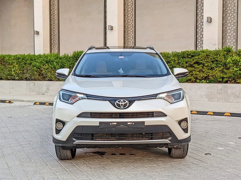 2016 Toyota Rav 4 GXR GCC Full Option SUV White Beige GCC Specs