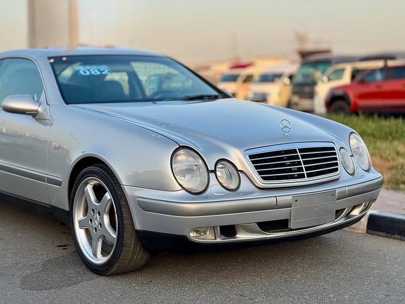 1999 Mercedes-Benz CLK 320 3.2 liters 6 Cylinders Engine Silver Grey